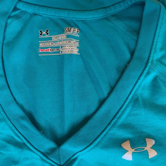 Under Armour - Semi Fitted Heat Gear T shirt - Picture 5 of 5